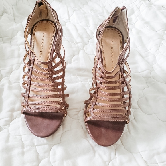 Sexy strappy tan high heels - Picture 4 of 4